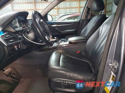 Zdjęcie 7 z 13 samochodu: 2016 BMW X5 SDRIVE35I VIN:5UXKR2C50G0R72109 - miniatura