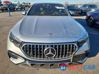 Piąte zdjęcie samochodu w środku: 2025 MERCEDES-BENZ E AMG 53E 4MATIC VIN:W1KLF6DB0SA095074 - miniatura