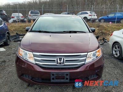 Piąte zdjęcie samochodu w środku: 2013 HONDA ODYSSEY EXL VIN:5FNRL5H69DB064954 - miniatura