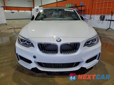 Piąte zdjęcie samochodu w środku: 2017 BMW Motorrad M240XI VIN:WBA2L3C33HV667597 - miniatura