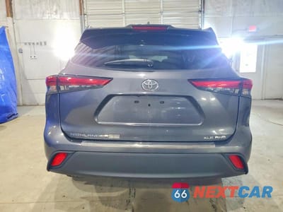 Zdjęcie 6 z 12 samochodu: 2022 TOYOTA HIGHLANDER XLE VIN:5TDGZRBH9NS246044 - miniatura