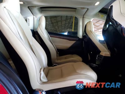 Zdjęcie 11 z 14 samochodu: 2016 TESLA MODEL X VIN:5YJXCBE21GF005585 - miniatura