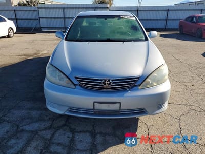 Piąte zdjęcie samochodu w środku: 2006 TOYOTA CAMRY LE VIN:4T1BE32K36U641912 - miniatura