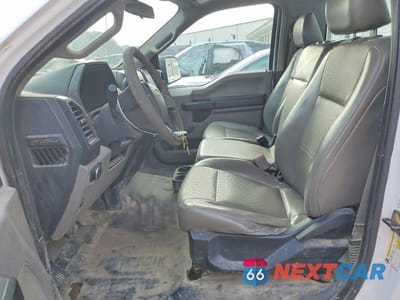 Zdjęcie 7 z 12 samochodu: 2016 FORD F150 VIN:1FTMF1C87GKD28456 - miniatura