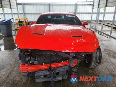 Piąte zdjęcie samochodu w środku: 2021 FORD MUSTANG VIN:1FA6P8TH8M5107866 - miniatura