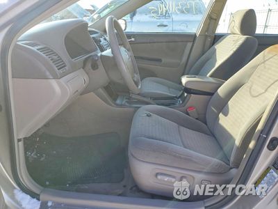 Zdjęcie 7 z 13 samochodu: 2005 TOYOTA CAMRY LE VIN:4T1BE32K15U074954 - miniatura