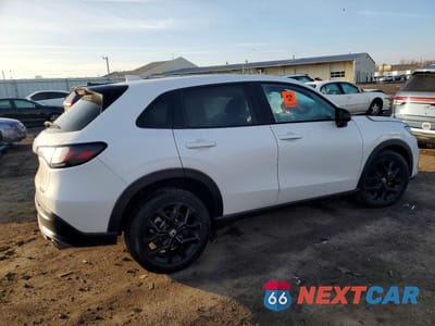 Trzecie zdjęcie samochodu z tyłu: 2024 HONDA HR-V SPORT VIN:3CZRZ2H56RM760964 - miniatura