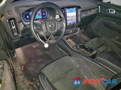 Zdjęcie 8 z 14 samochodu: 2023 VOLVO C40 RECHARGE ULTIMATE VIN:YV4ED3GM7P2041449 - miniatura