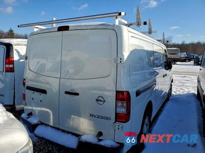 Trzecie zdjęcie samochodu z tyłu: 2018 NISSAN NV 1500 S VIN:1N6BF0KY9JN817480 - miniatura