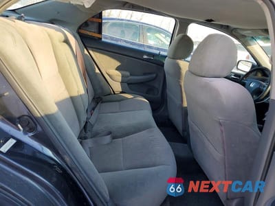 Zdjęcie 10 z 12 samochodu: 2004 HONDA ACCORD LX VIN:1HGCM56364A128017 - miniatura