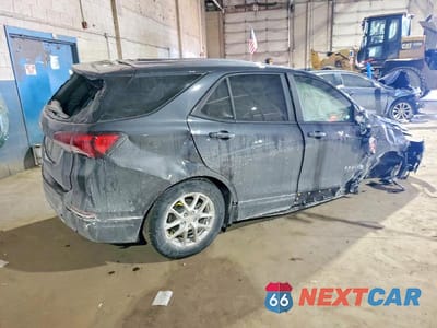 Trzecie zdjęcie samochodu z tyłu: 2022 CHEVROLET EQUINOX LS VIN:2GNAXHEV0N6133284 - miniatura