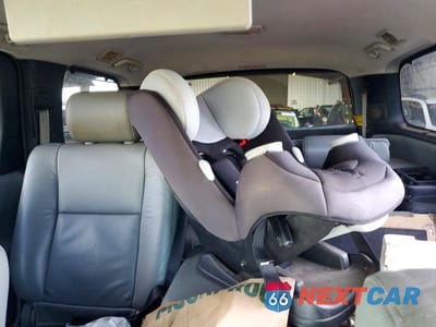 Zdjęcie 10 z 13 samochodu: 2011 TOYOTA SEQUOIA PLATINUM VIN:5TDDW5G17BS041415 - miniatura