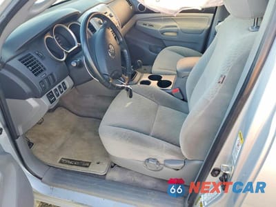 Zdjęcie 7 z 11 samochodu: 2010 TOYOTA TACOMA ACCESS CAB VIN:5TEUU4EN9AZ674456 - miniatura