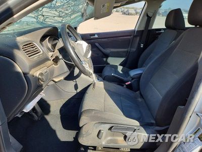 Zdjęcie 7 z 12 samochodu: 2014 VOLKSWAGEN JETTA S VIN:3VWPP7AJ8EM602155 - miniatura