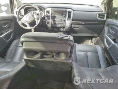 Zdjęcie 8 z 12 samochodu: 2016 NISSAN TITAN XD S VIN:1N6BA1F14GN517646 - miniatura