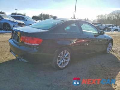 Trzecie zdjęcie samochodu z tyłu: 2010 BMW 335 XI VIN:WBAWC7C55AE270831 - miniatura
