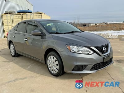 2017 NISSAN SENTRA S 3N1AB7AP1HY243419 - główne zdjęcie licytacji z USA - miniatura