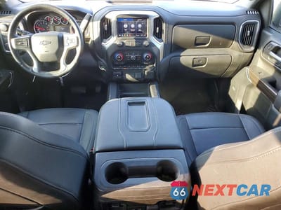 Zdjęcie 8 z 11 samochodu: 2021 CHEVROLET SILVERADO K1500 RST VIN:1GCUYEED7MZ182901 - miniatura