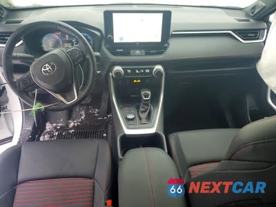 Zdjęcie 8 z 13 samochodu: 2024 TOYOTA RAV4 PRIME XSE VIN:JTMEB3FV3RD215639 - miniatura