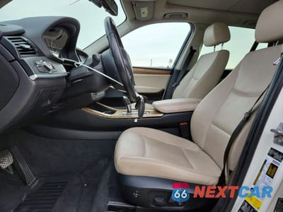 Zdjęcie 7 z 13 samochodu: 2013 BMW X3 XDRIVE28I VIN:5UXWX9C51D0A21030 - miniatura