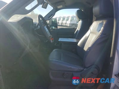 Zdjęcie 7 z 12 samochodu: 2013 FORD F350 UTILITY / SERVICE TRUCK VIN:1FDRF3A6XDEB92462 - miniatura
