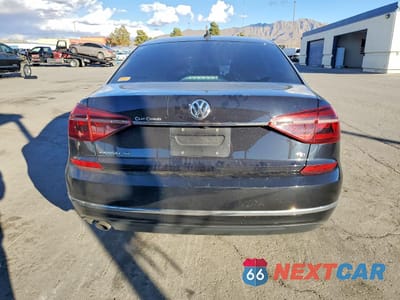 Zdjęcie 6 z 12 samochodu: 2018 VOLKSWAGEN PASSAT SE VIN:1VWBA7A33JC005519 - miniatura
