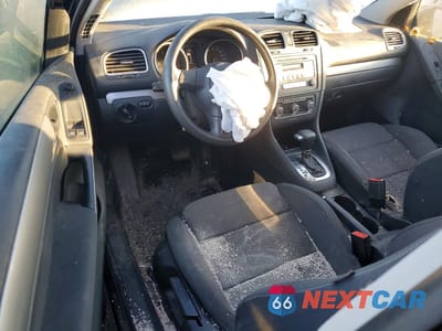 Zdjęcie 8 z 12 samochodu: 2010 VOLKSWAGEN GOLF VIN:WVWBA7AJ8AW277497 - miniatura