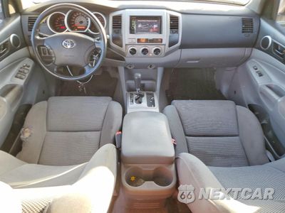 Zdjęcie 8 z 12 samochodu: 2006 TOYOTA TACOMA DOUBLE CAB PRERUNNER VIN:5TEJU62N16Z311515 - miniatura
