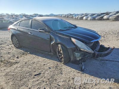 Czwarte zdjęcie samochodu z boku: 2013 HYUNDAI SONATA SE VIN:5NPEC4ABXDH709242 - miniatura