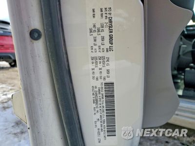 Zdjęcie 13 z 14 samochodu: 2011 DODGE GRAND CARAVAN CREW VIN:2D4RN5DG8BR662143 - miniatura