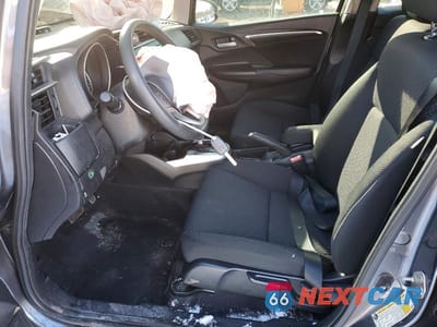 Zdjęcie 7 z 12 samochodu: 2019 HONDA FIT LX VIN:3HGGK5H44KM727625 - miniatura
