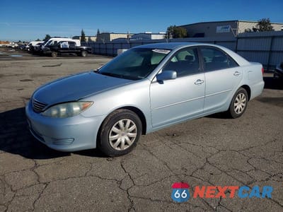 2006 TOYOTA CAMRY LE 4T1BE32K36U641912 - główne zdjęcie licytacji z USA - miniatura