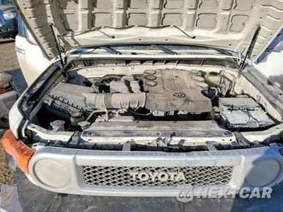 Zdjęcie 11 z 12 samochodu: 2012 TOYOTA FJ CRUISER VIN:JTEBU4BFXCK133021 - miniatura