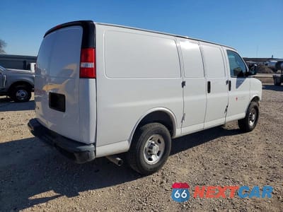 Trzecie zdjęcie samochodu z tyłu: 2019 CHEVROLET EXPRESS 2500 DELIVERY VAN VIN:1GCWGAFP5K1358398 - miniatura