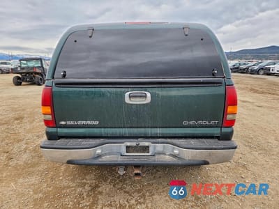 Zdjęcie 6 z 13 samochodu: 2001 CHEVROLET SILVERADO K1500 VIN:2GCEK19TX11296332 - miniatura