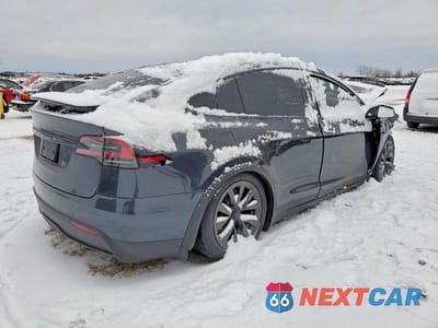 Trzecie zdjęcie samochodu z tyłu: 2024 TESLA MODEL X VIN:7SAXCDE54RF445506 - miniatura