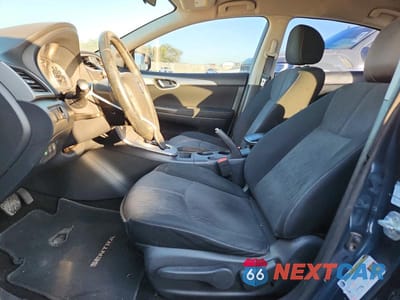 Zdjęcie 7 z 12 samochodu: 2015 NISSAN SENTRA S VIN:3N1AB7AP4FL659023 - miniatura