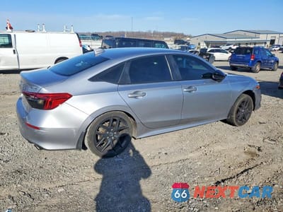 Trzecie zdjęcie samochodu z tyłu: 2023 HONDA CIVIC SPORT VIN:2HGFE2F57PH546456 - miniatura