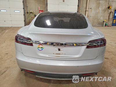 Zdjęcie 6 z 13 samochodu: 2015 TESLA MODEL S 90 VIN:5YJSA1E27FF115128 - miniatura