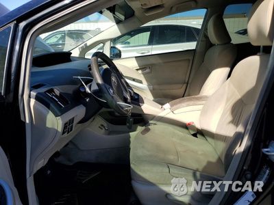 Zdjęcie 7 z 12 samochodu: 2011 TOYOTA PRIUS VIN:JTDKN3DU6B5324861 - miniatura