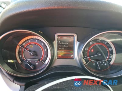Zdjęcie 9 z 12 samochodu: 2020 DODGE JOURNEY CROSSROAD VIN:3C4PDCGB1LT272723 - miniatura