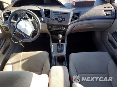 Zdjęcie 8 z 13 samochodu: 2012 HONDA CIVIC LX VIN:19XFB2F50CE333362 - miniatura