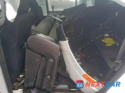 Zdjęcie 11 z 14 samochodu: 2023 CHEVROLET TAHOE K1500 LS VIN:1GNSKMKD2PR557094 - miniatura