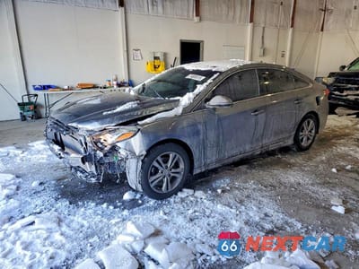 2018 HYUNDAI SONATA SPORT 5NPE34AF7JH694102 - główne zdjęcie licytacji z USA - miniatura