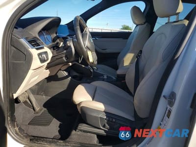 Zdjęcie 7 z 13 samochodu: 2020 BMW X1 SDRIVE28I VIN:WBXJG7C09L5P61995 - miniatura
