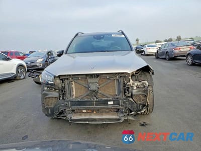 Piąte zdjęcie samochodu w środku: 2023 MERCEDES-BENZ GLS 63 AMG 4MATIC VIN:4JGFF8KE4PA942164 - miniatura