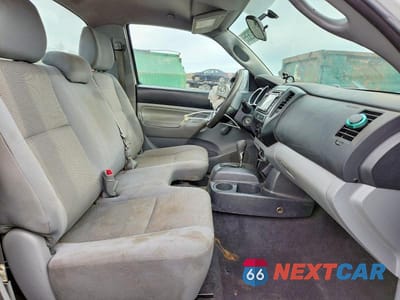 Zdjęcie 10 z 11 samochodu: 2014 TOYOTA TACOMA VIN:5TFNX4CN9EX038941 - miniatura