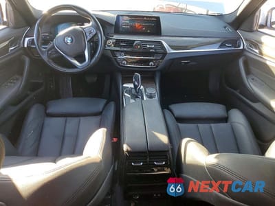 Zdjęcie 8 z 12 samochodu: 2020 BMW 530E VIN:WBAJA9C07LCD45109 - miniatura