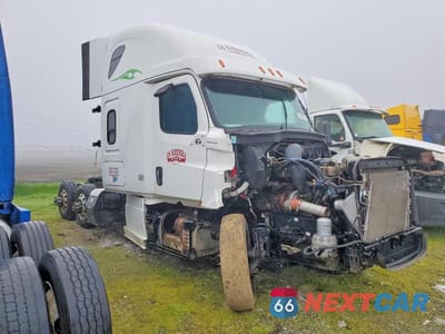 2019 FREIGHTLINER CASCADIA 126 SEMI TRUCK 3AKJHHDRXKSKF5091 - główne zdjęcie licytacji z USA - miniatura