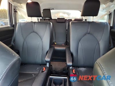 Zdjęcie 10 z 13 samochodu: 2025 TOYOTA GRAND HIGHLANDER LIMITED VIN:5TDAAAA57SS025446 - miniatura